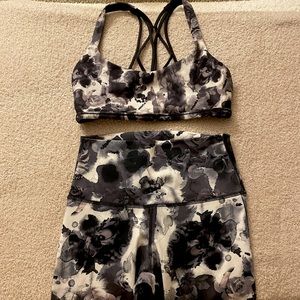 Lululemon sports bra legging matching set size 4 top and bottom